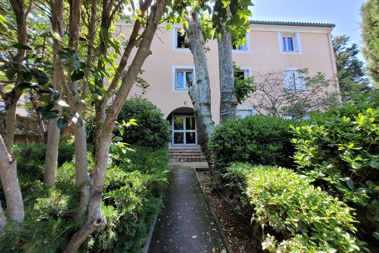 City Centre Studio On Foot With Parking Aix-en-Provence Francia